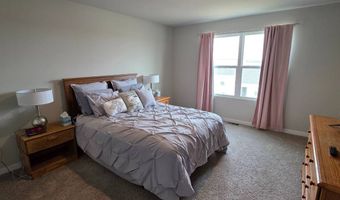 2509 Chan Dr, Adel, IA 50003