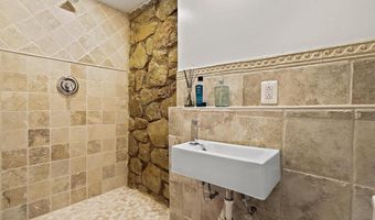 2347 S ARLINGTON RIDGE Rd, Arlington, VA 22202