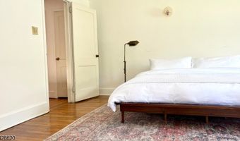 21 Payne Rd, Andover, NJ 07860