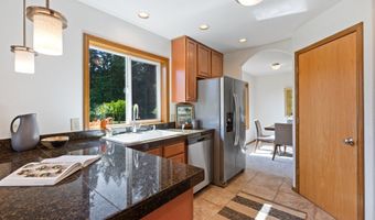 21805 BOONES FERRY Rd, Aurora, OR 97002