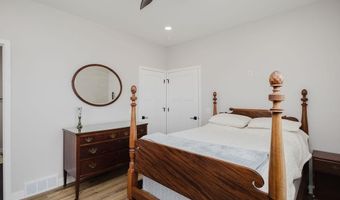 108 S Green St, Argyle, WI 53504