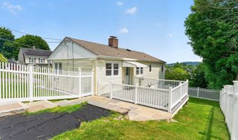 10 Seeley St, Danbury, CT 06810