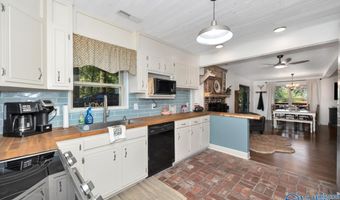 14177 Dogwood Rd, Athens, AL 35611