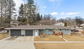 2000 7th Ave NW, Minot, ND 58703