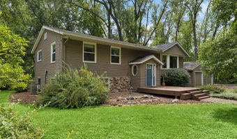 3260 Snelling Ave N, Arden Hills, MN 55112