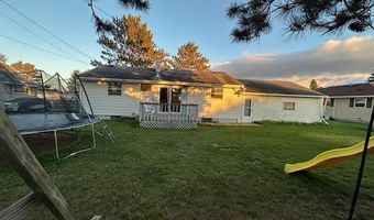 35 Garden Cir, Babbitt, MN 55706