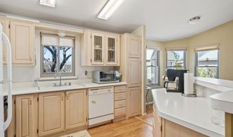 30670 S WANDERING Way 165, Congress, AZ 85332