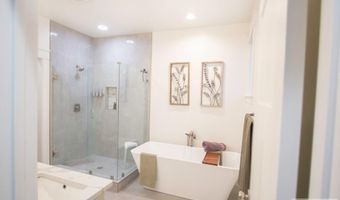 4900 Torcello Dr, Ammon, ID 83406