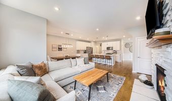 2867 Fairgrove Cres, Ann Arbor, MI 48108