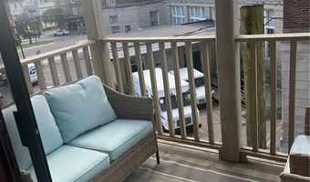 31 Franklin St 2, Newport, RI 02840
