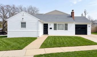 12 Deepdale Pkwy, Albertson, NY 11507