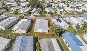 618 Hyacinth Cir, Barefoot Bay, FL 32976