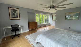 30 Battery Ln, Jamestown, RI 02835