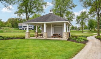 40418 N South Newport Dr, Antioch, IL 60002
