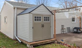 815 SUNSET Ave, Algoma, WI 54201