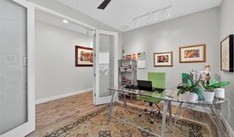 623 WINTERSIDE Dr, Apollo Beach, FL 33572