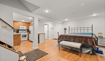 79 Apple Blossom Rd, Barre, VT 05641