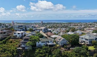 1341 Highview Pl, Honolulu, HI 96816