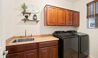 2351 S GLEN Dr, Chandler, AZ 85286