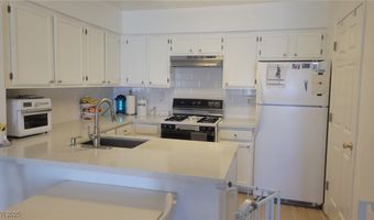 2140 Willowbury Dr A, Las Vegas, NV 89108
