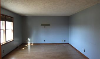 880 W Mashie Ct, Angola, IN 46703