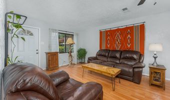 820 Maddox Ave, Aztec, NM 87410