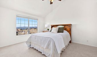 1055 S Sundance Dr, Anaheim, CA 92808