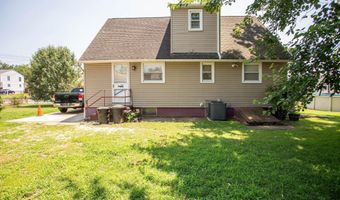 836 DEVENNEY Dr, Bellmawr, NJ 08031