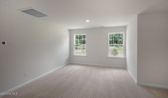 1052 Misty Creek Dr, Aberdeen, NC 28315