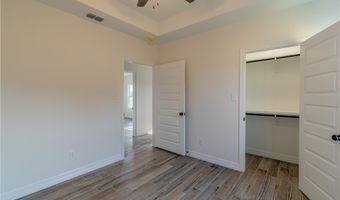 1055 N King St, Alice, TX 78332