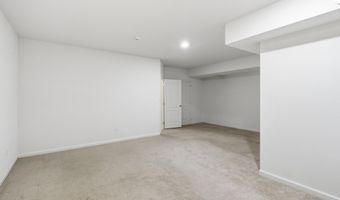 308 Hawthorne Ln, Barnegat, NJ 08005