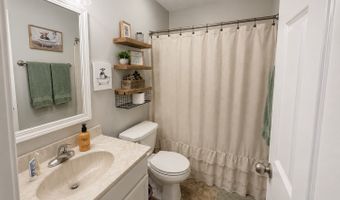 1354 Turfway Dr, Avon, IN 46123