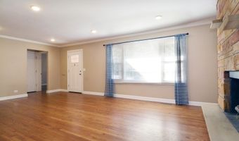 1222 E Kensington Rd, Arlington Heights, IL 60004