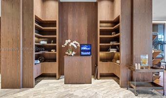 3300 NE 188th St 318, Aventura, FL 33180