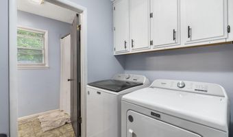 668 W Springfield St, Aurora, MO 65605