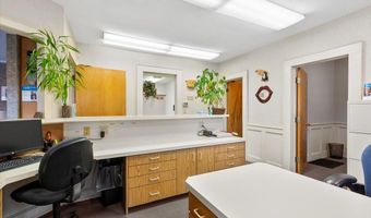 211 School St, Bennington, VT 05201