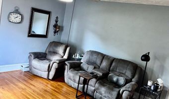 305 N Washington St, Abingdon, IL 61410