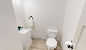 2427 N 5th St, Elko, NV 89801