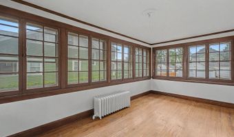 24 N Belmont Ave, Arlington Heights, IL 60004