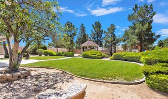 19581 Powhatan Rd, Apple Valley, CA 92308