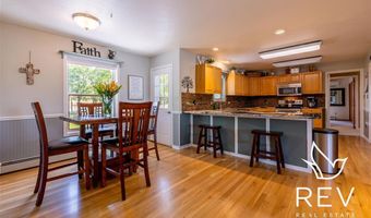 14 Beacon Dr, Cody, WY 82414