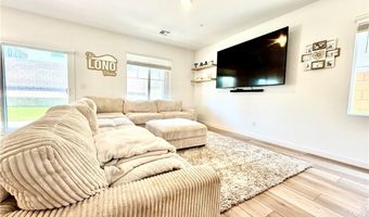 137 Rohan Crest Ave, Henderson, NV 89011