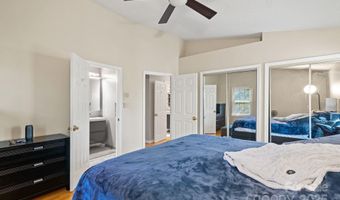 28 Foxberry Dr, Arden, NC 28704