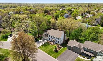 12581 Dover Dr, Apple Valley, MN 55124