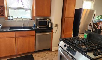 1330 SOMERSET Pl NW, Washington, DC 20011