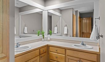 2334 Veterans Memorial Blvd NW, Andover, MN 55304