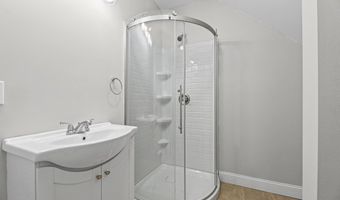 1552 Parkway Blvd, Alliance, OH 44601