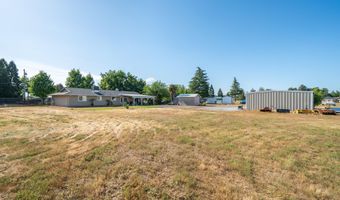6679 Meadowlark Ln, Anderson, CA 96007