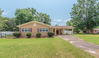 61 Bignon St, Barnwell, SC 29812