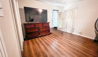 314 Peyton Ave, Alice, TX 78332